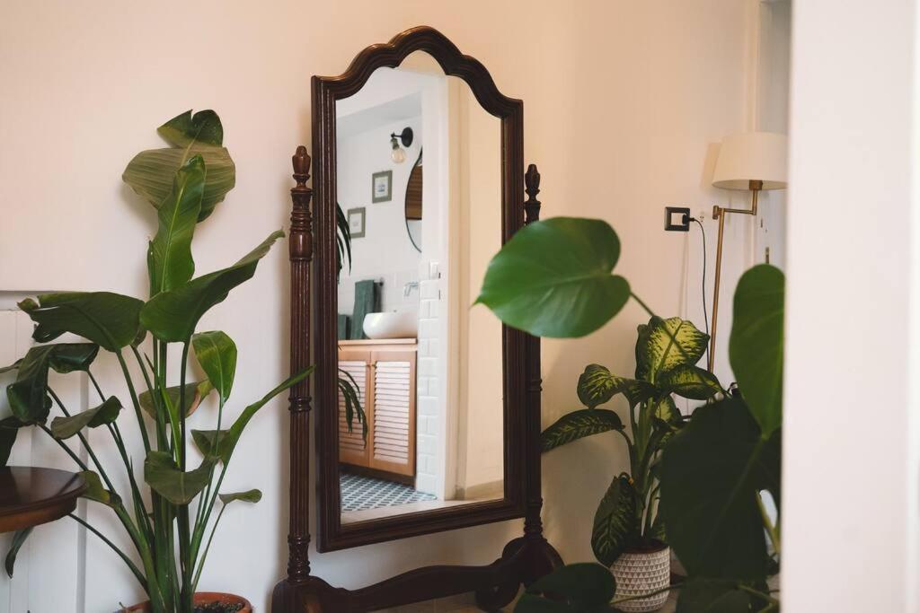 Vaticano/Trastevere Floreal Suite Roma Esterno foto